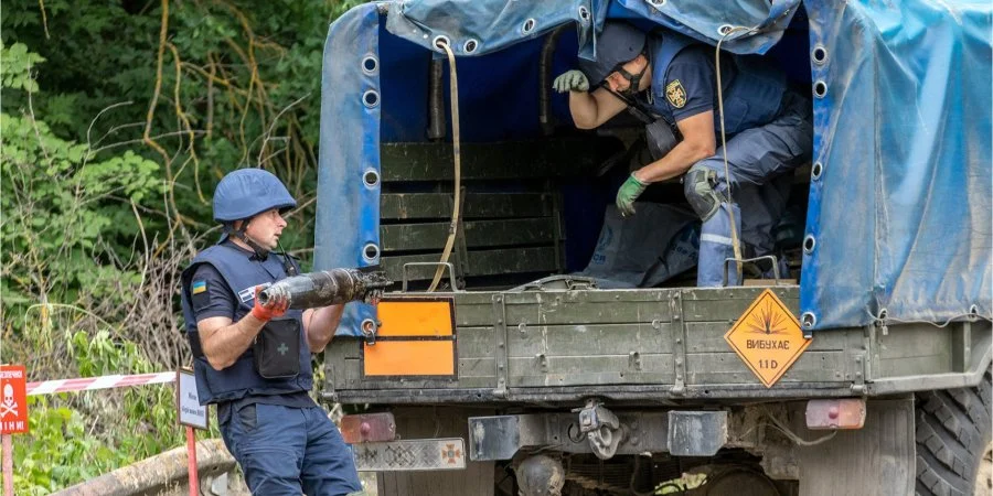 The lands which Russia mutilated. How rescuers clear Sumy region…