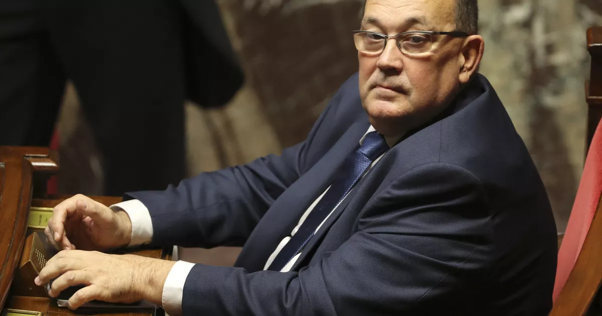 Francois Mitterrand’s grandson faces backlash for supporting Russian aggression in&hellip;