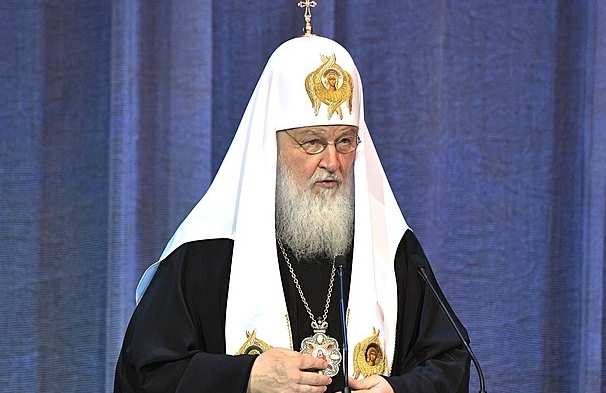 Patriarch Kirill dismissed a priest who prayed for peace instead…