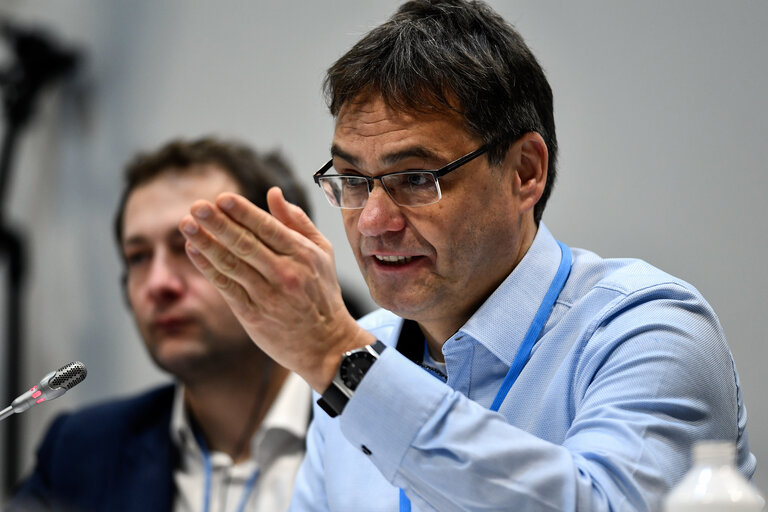 German MEP calls for Russian military and security forces to&hellip;